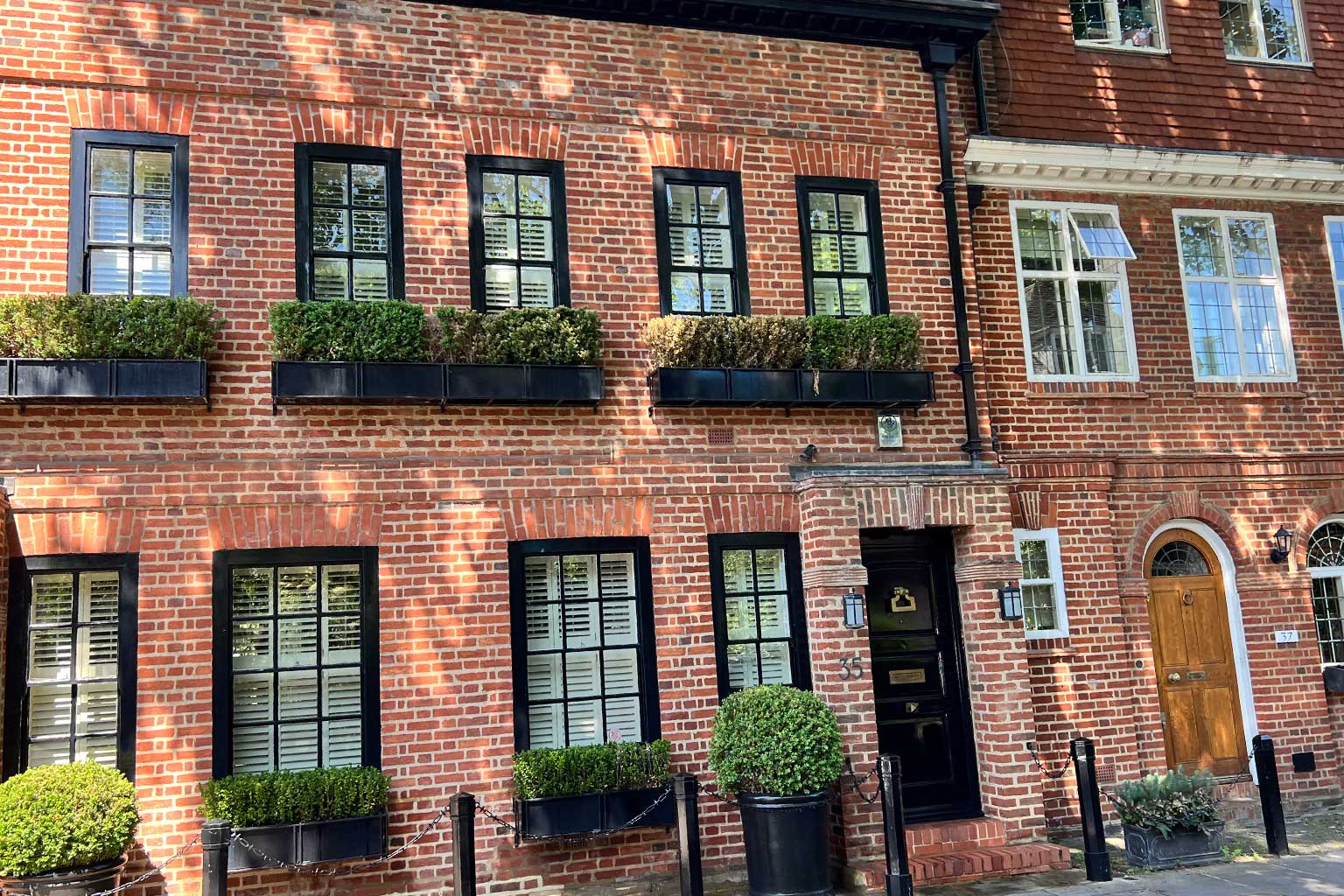 Decorating Options for Sash Windows